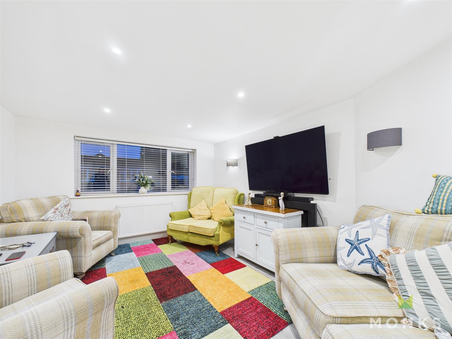 33 Westwood Drive, Shrewsbury, SY3 8YB For Sale